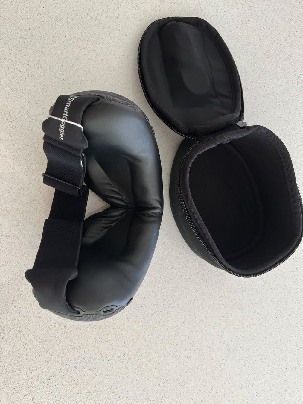 Therabody Dispositivi per massaggi: Therabody SmartGoggles 2nd Generation – Usato da Sugiez venduto da pac_5swd 2