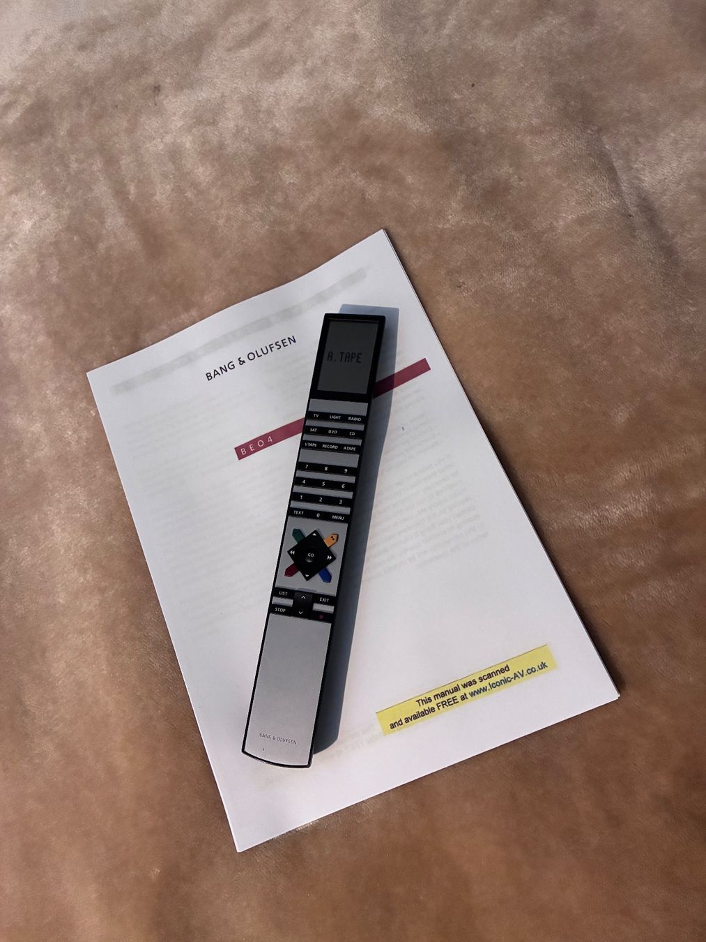 Bang & Olufsen Telecomandi: B&O Beo 4 remote control . – Usato da Zürich venduto da HiFiAtelier