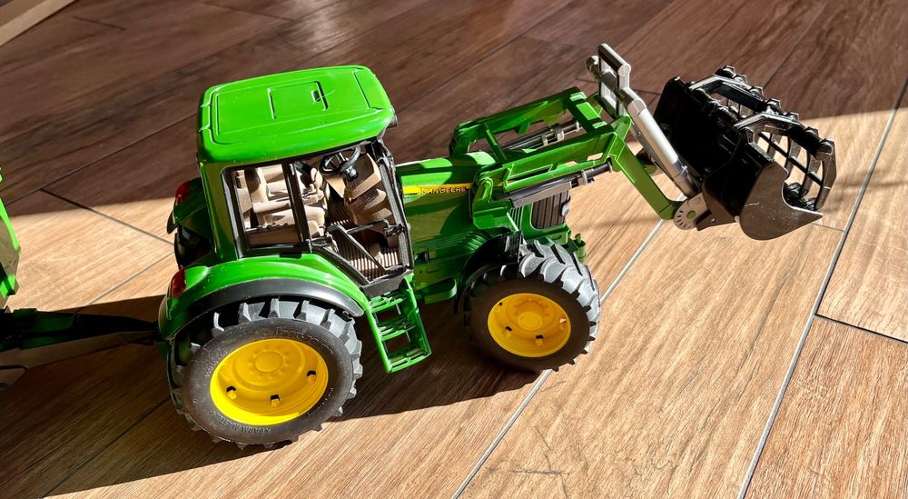 Bruder Traktor John Deere mit Anhänger Kaufen auf Ricardo