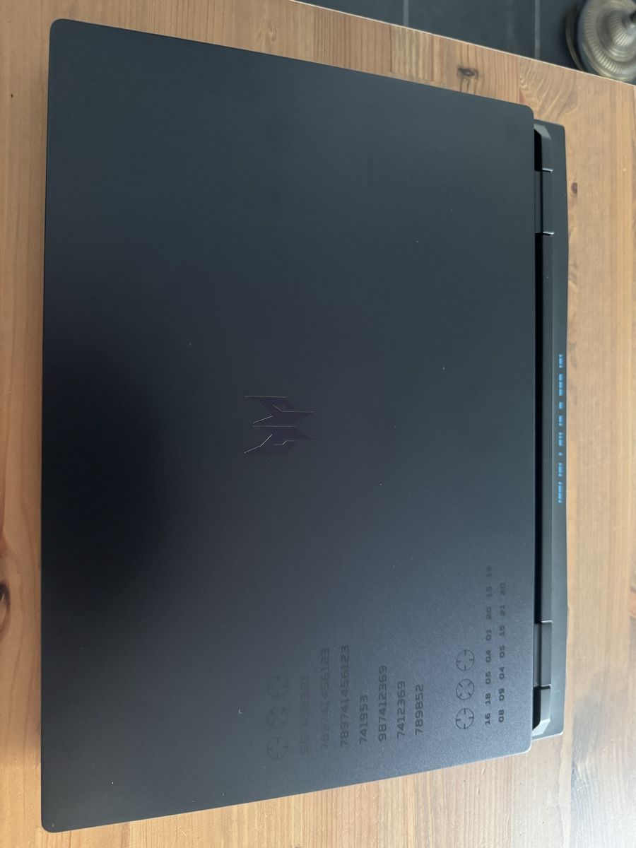 Acer Portables: Acer Helios 16 gaming laptop – Neuf (Voir description) à Zürich par Ala_ko8 2