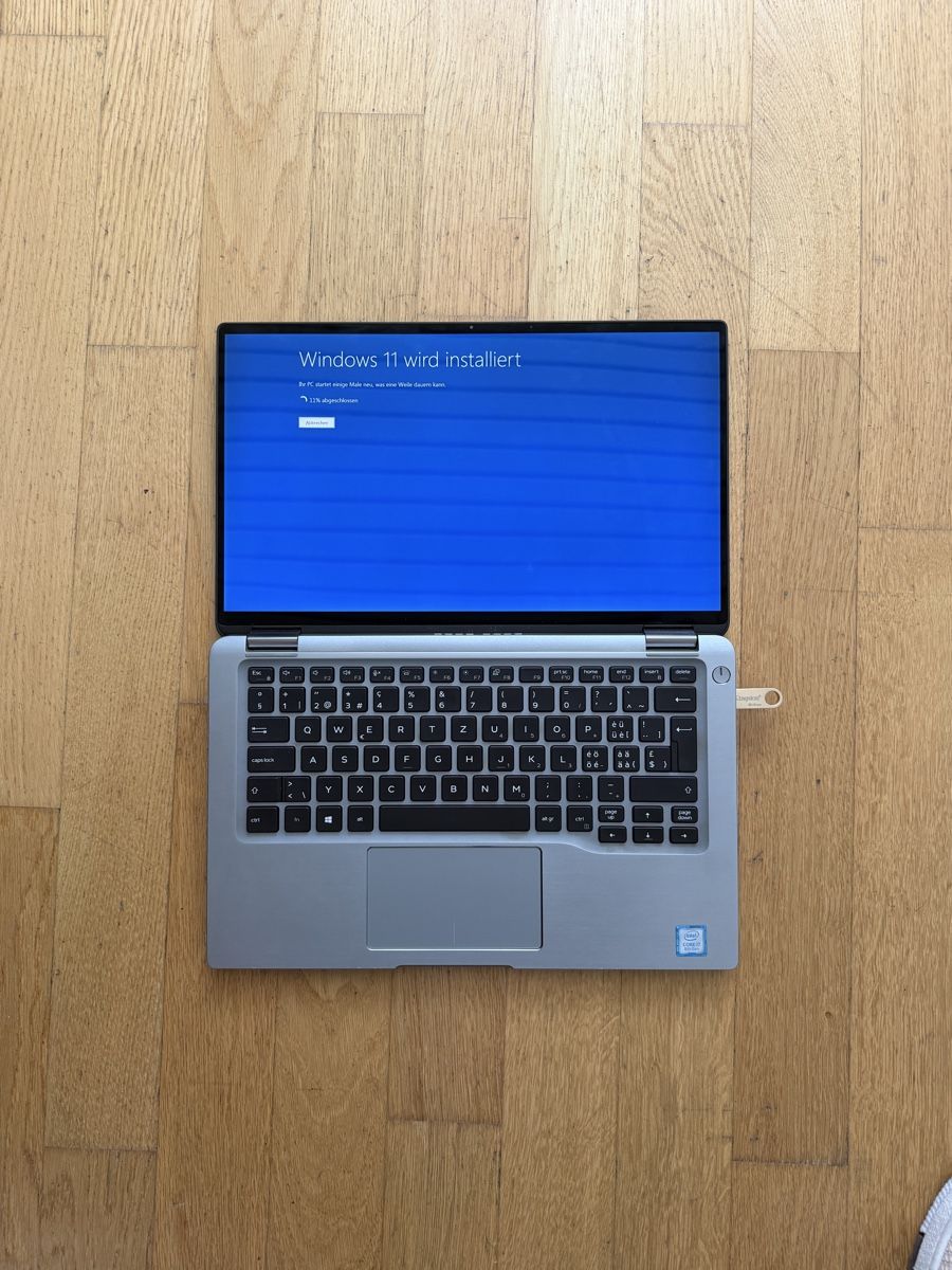 Dell Notebook: Laptop Dell Latitude 7400 2-in-1 Touch-Screen  – Usato da Horw venduto da  1