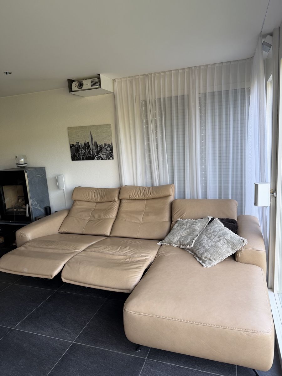 Sofas: Exklusives Echtleder-Ecksofa mit 3x elektrischer Relaxfunkti – D'occasion à Biel-Benken BL par cor_rmw7