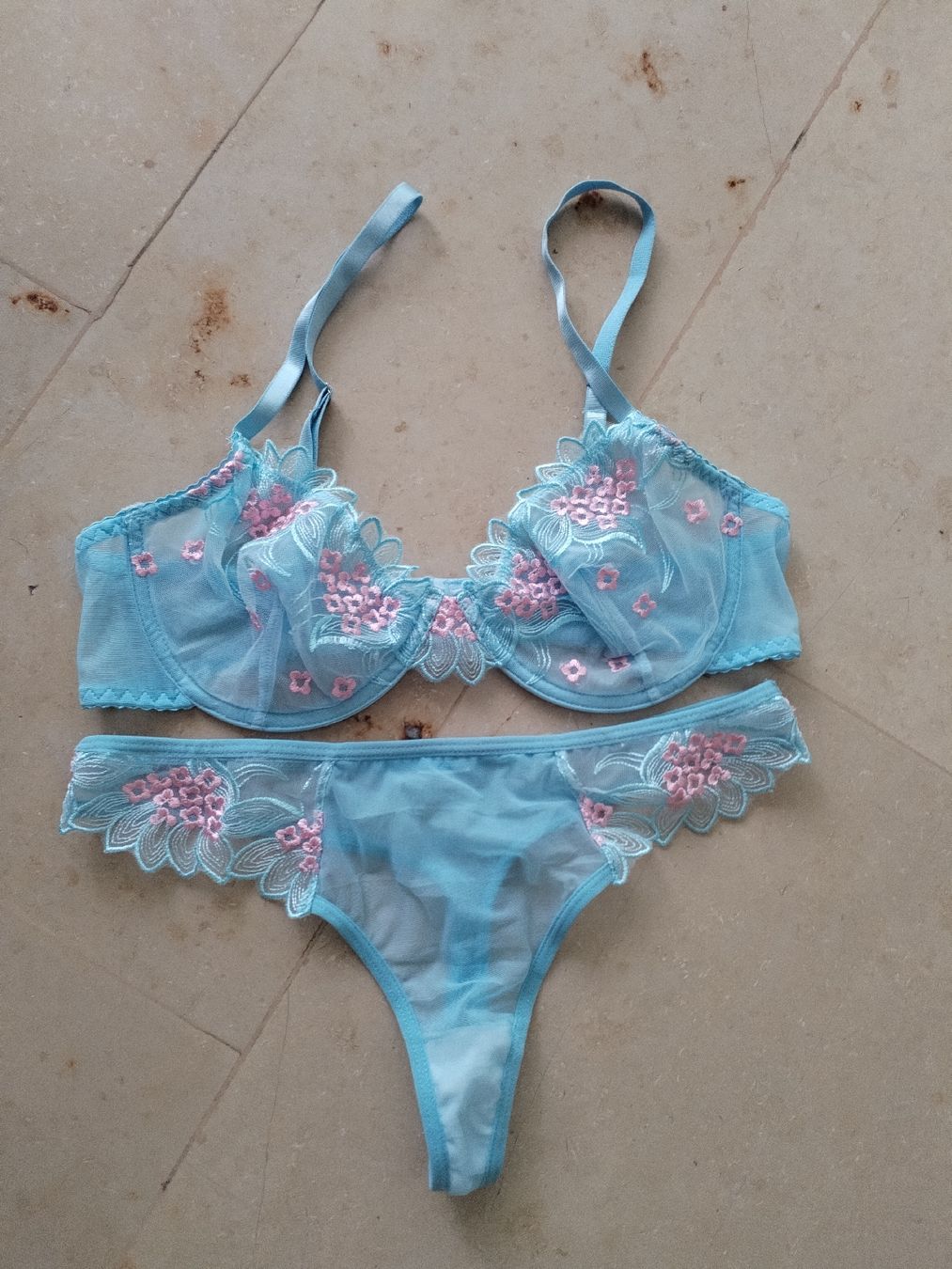 Altra biancheria intima: 7x BH Sets Neu – Nuovo (secondo la descrizione) da Sursee venduto da Cynthia7889 7