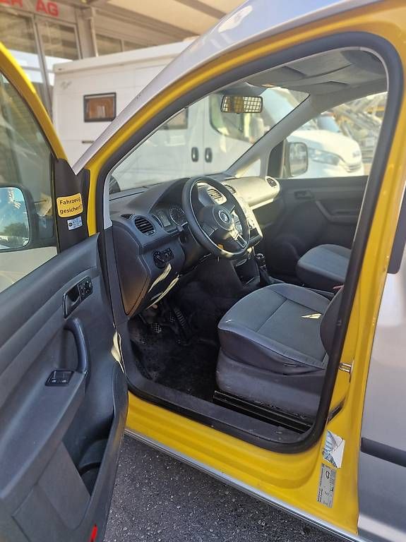 VW Nutzfahrzeuge: VW Caddy 4X4 – Gebraucht aus Baar von ver_z7lm 2