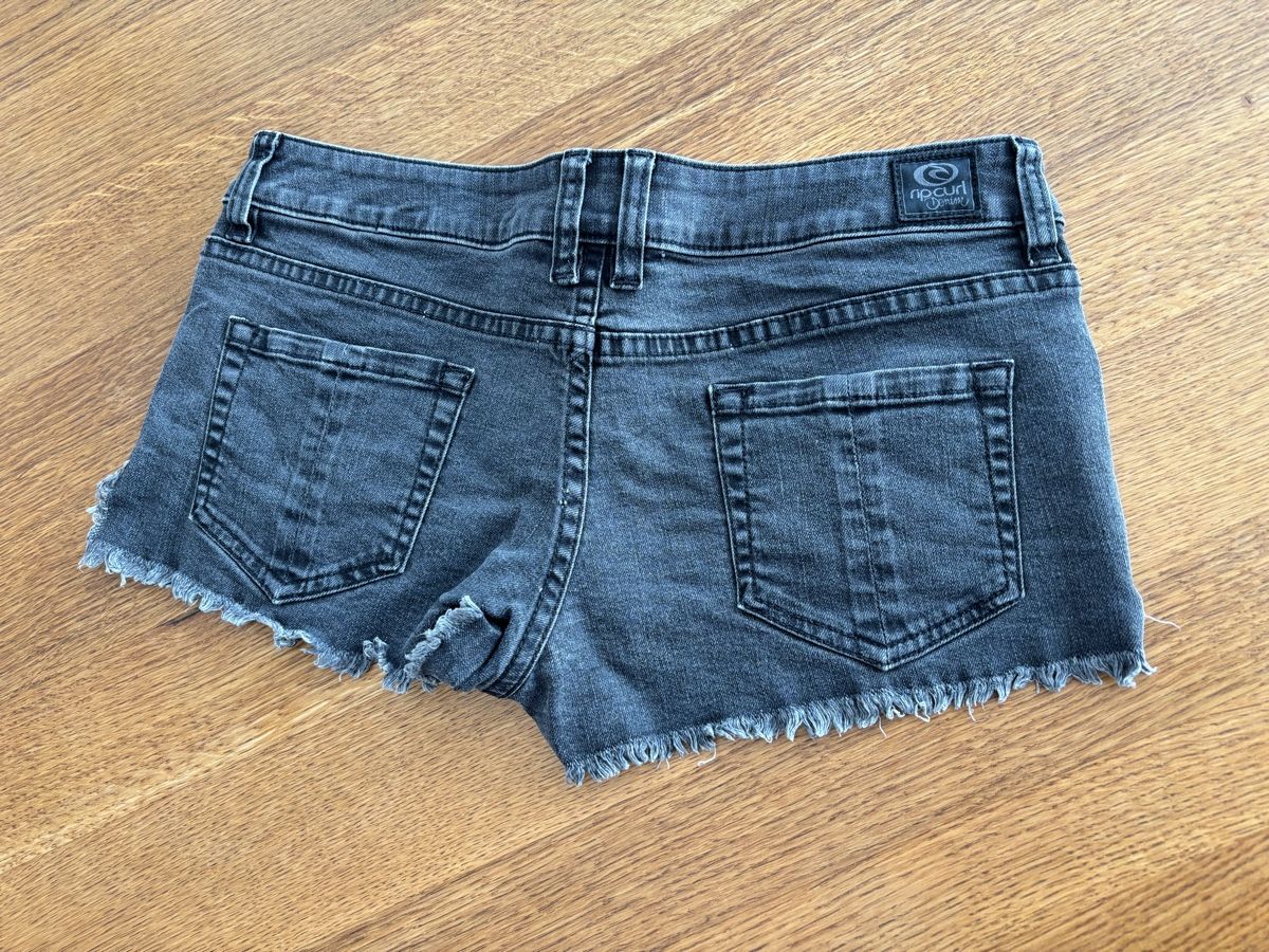 Pantalons: Shorts – D'occasion à Tagelswangen par irene.aravena 1