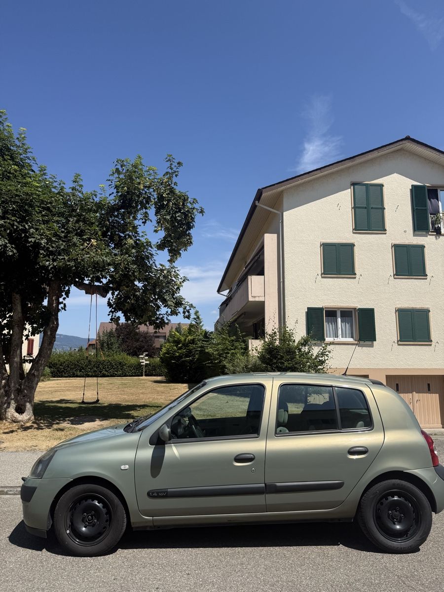 Renault Automobili: Renault Clio 1.4 16V – Usato da Heimenhausen venduto da naz_t2dj 1
