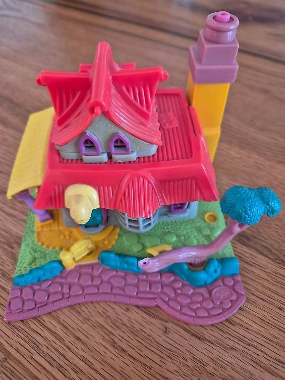 Polly Pocket Giocattoli: Polly Pocket Light up Kitty House – Usato da Trachslau venduto da Suslae 4