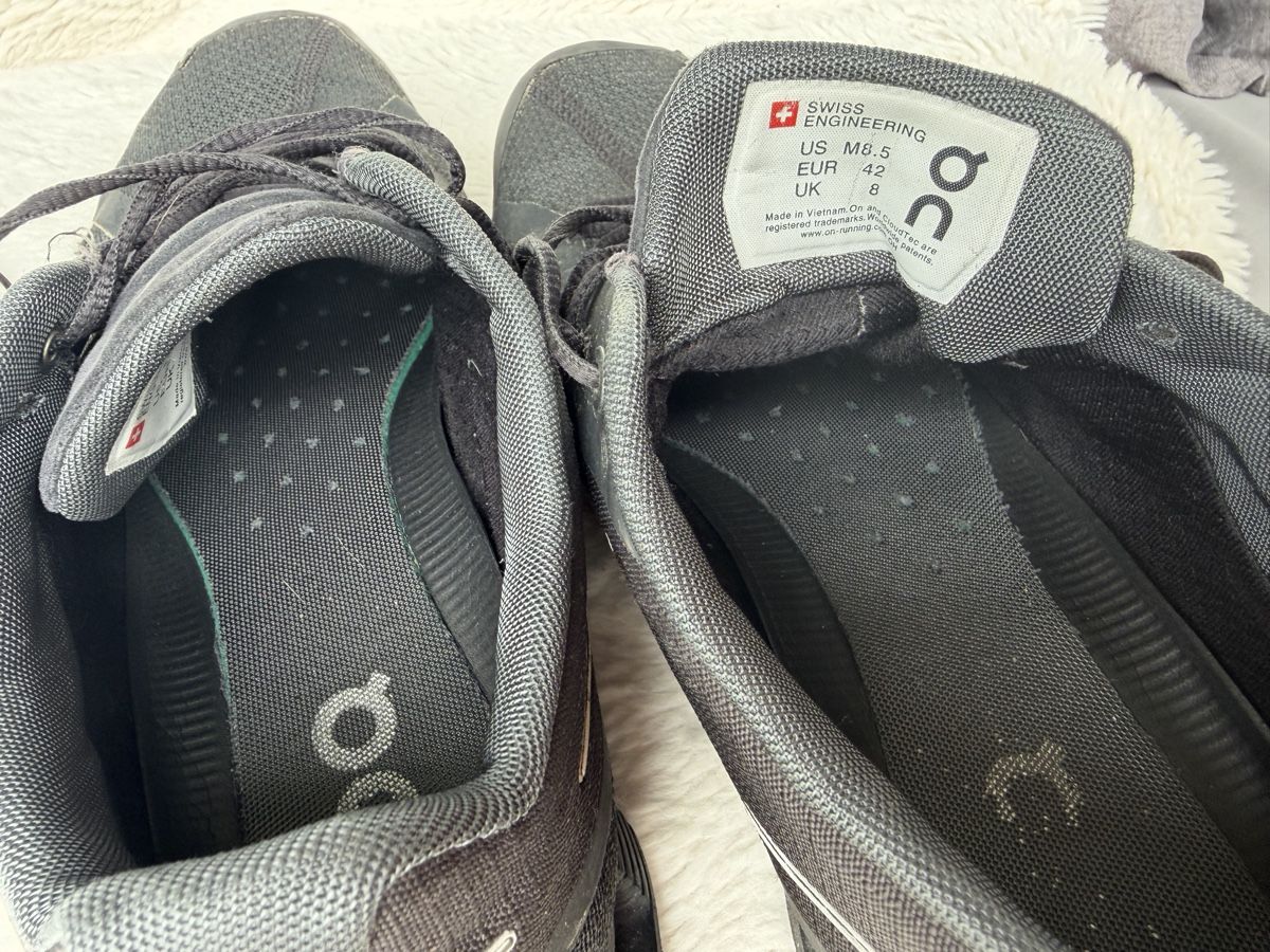On Chaussures hommes: On schuhe 43 – D'occasion à St.Gallen par bubo2008 6
