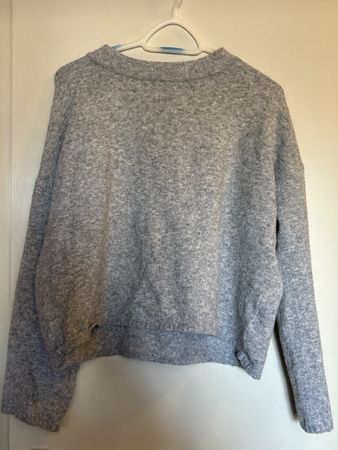 Pull gris femme taille S bon état