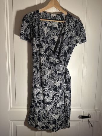 Sommerliches Wickelkleid, Gr. M