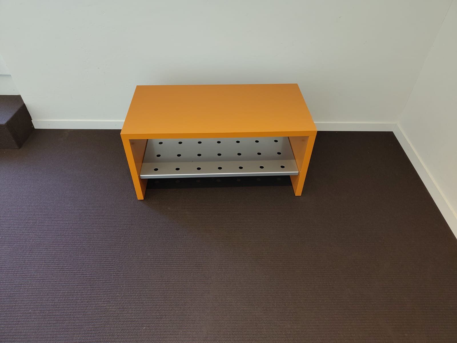 Guardaroba: Garderobenbank – Usato da Ennetbaden venduto da Raum2010 2