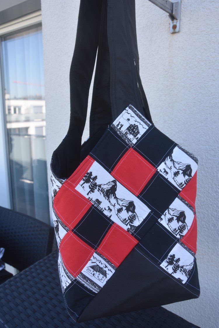 Borse: Shopper- oder Bade-Tasche mit Matterhornmotiv mit Täschchen – Nuovo (secondo la descrizione) da St. Gallen venduto da Elmarotto 2