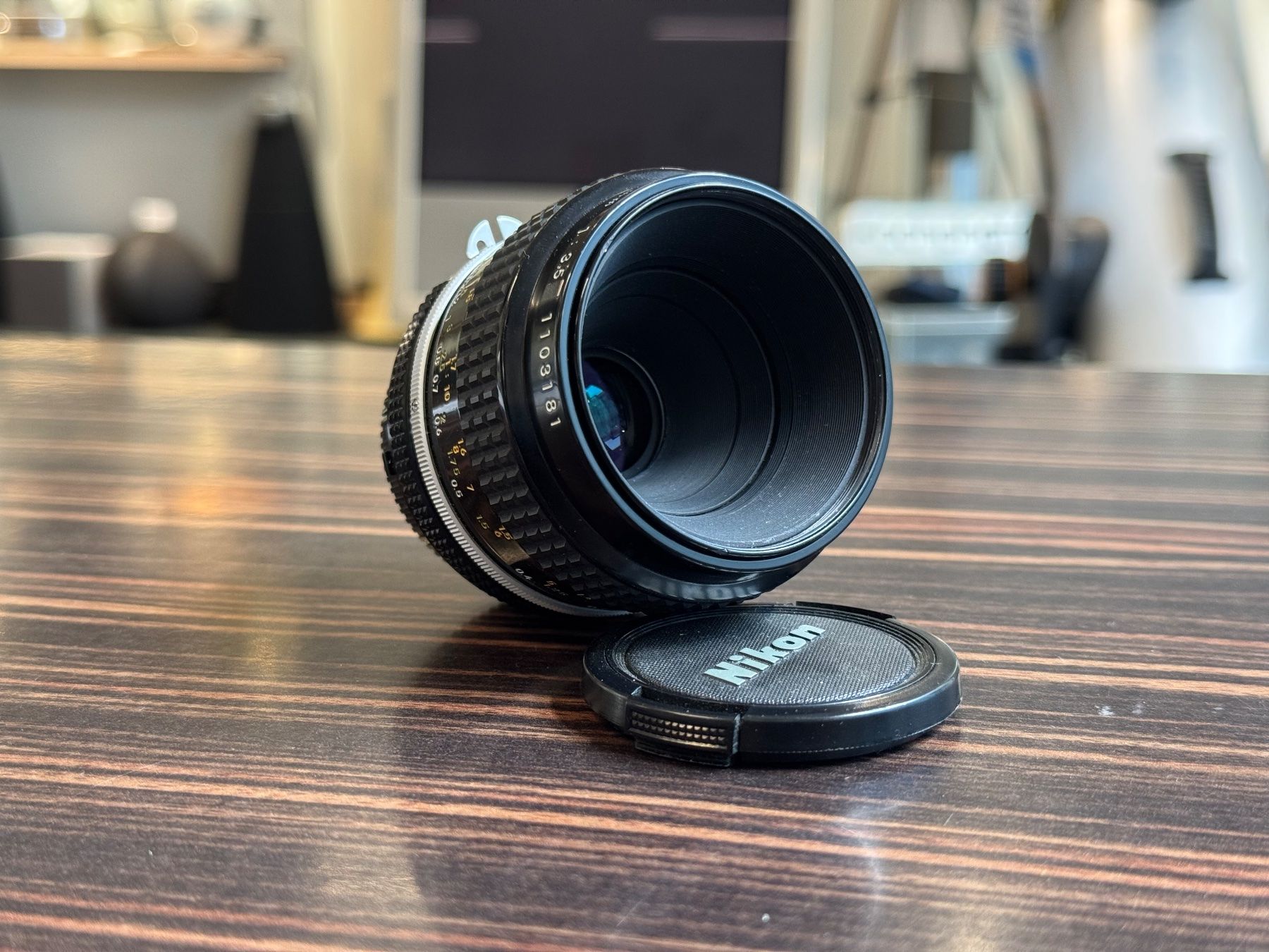 Nikkor Objektive: Nikon Micro Nikkor 55mm 1:3.5 – Gebraucht aus Zürich von KochphotoAG 1