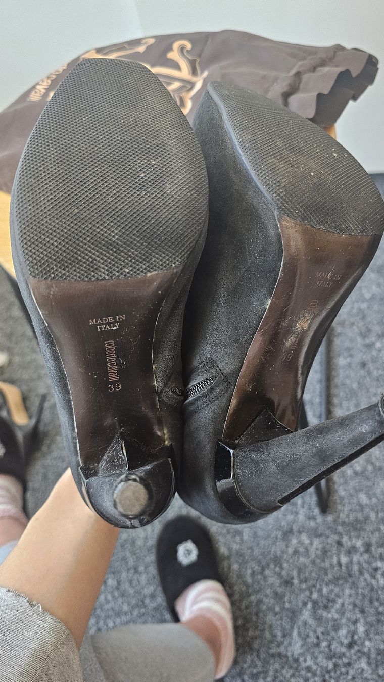 Roberto Cavalli Chaussures femmes: Roberto Cavalli Stiefeletten 39 – D'occasion à Mauren par ehr_5cy6 6