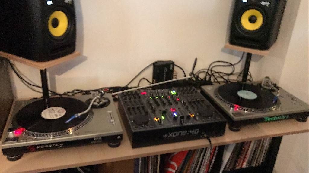 Platines de mixage: Set up DJ – D'occasion à Noréaz par ber_rs8b