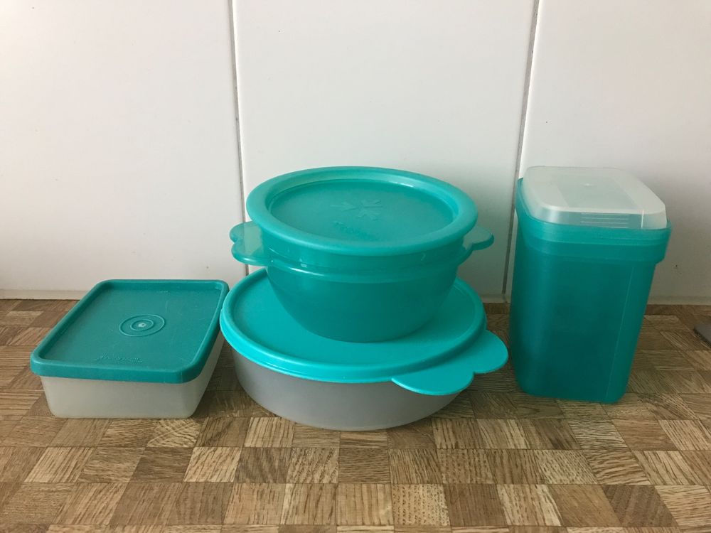 Tupperware. 4 grüne Behälter (Gebraucht) in Birmensdorf ZH für CHF 16 ...