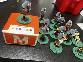 Boîte à lutin avec les lutins Migros 