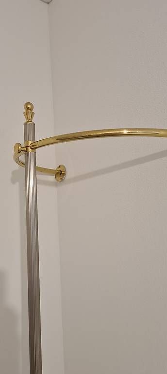 Pfister Guardaroba: Garderobenständer Set Messing – Usato da Frauenfeld venduto da Jewells-Child 1