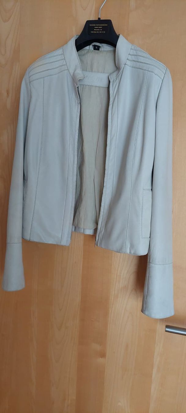 Vestes: schöne Lederjacke zu verkaufen – D'occasion à Wädenswil par nadiakunz 3