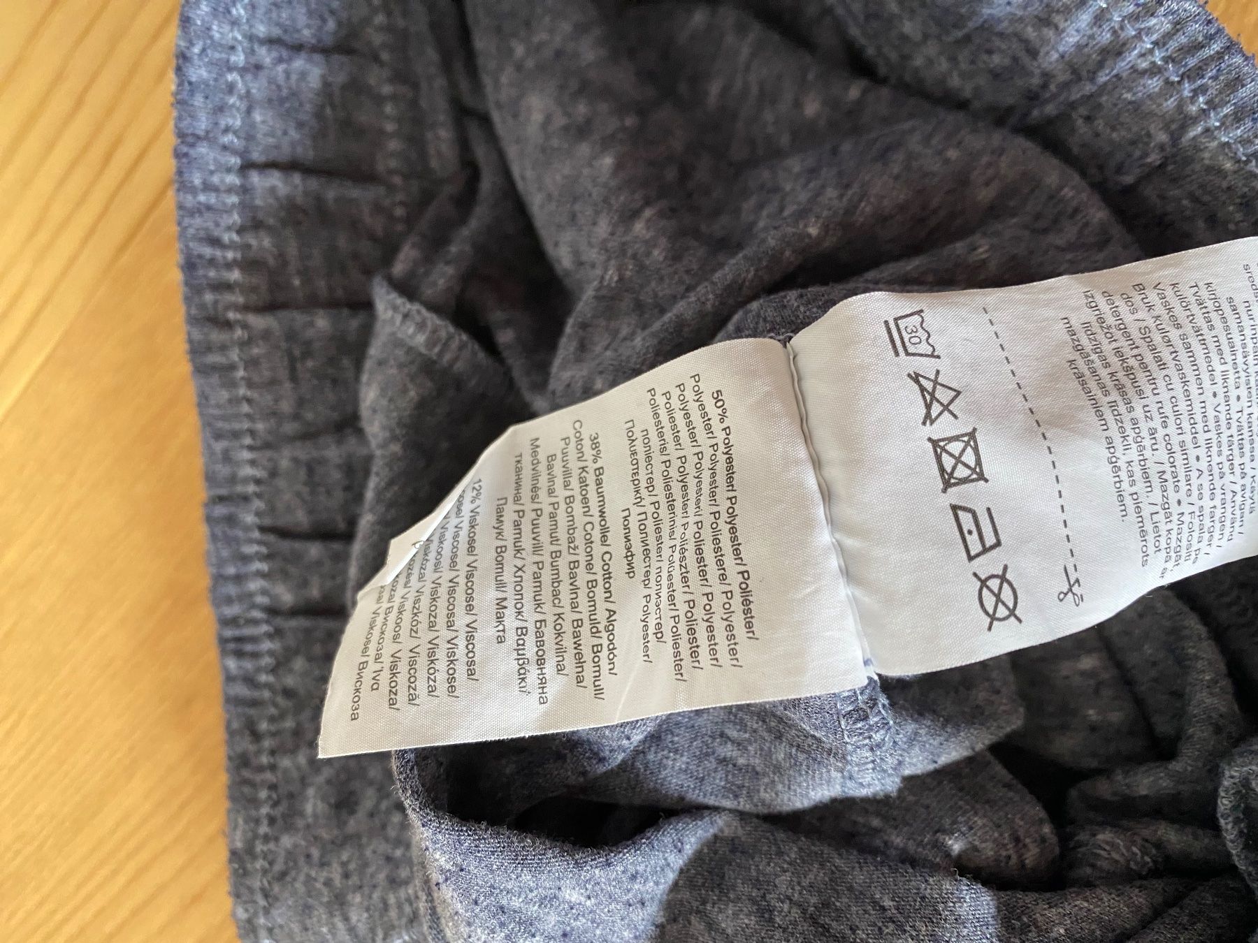 S.Oliver Pantaloni: s. Oliver einfache bequeme Shorts 38 – Usato da Trachslau venduto da M_Schmid81 4