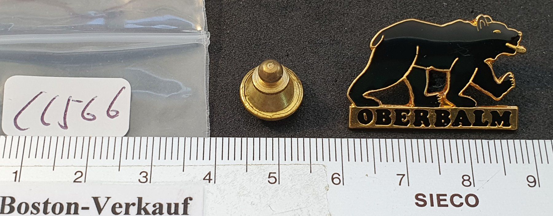 Plaketten & Abzeichen: CC566 - Pin OBERBALM  Bär – Gebraucht aus Reinach BL von Boston-Verkauf 1