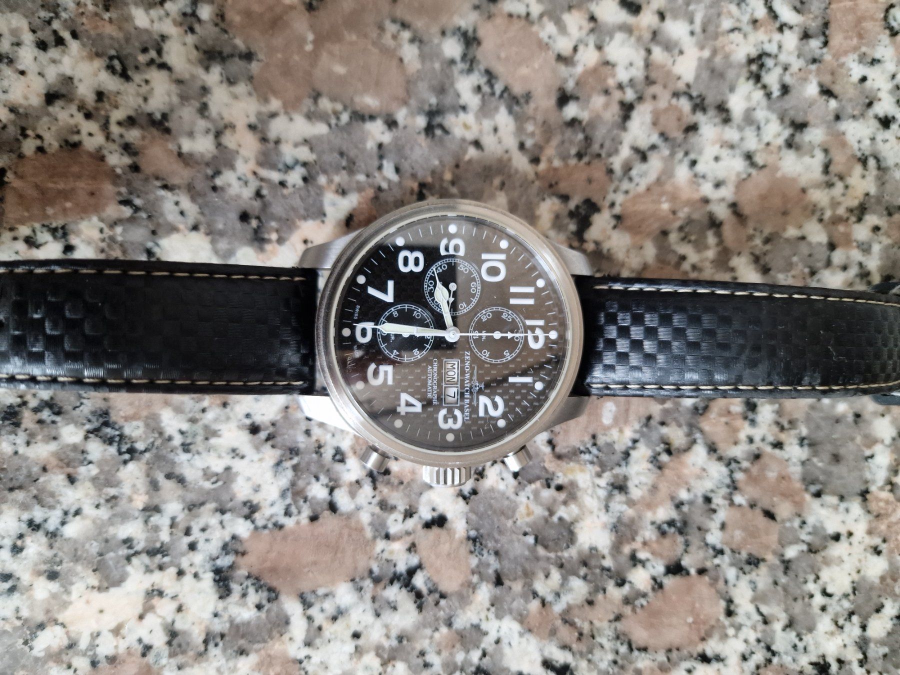 Zeno Orologi: Zeno Watch Basel OS Pilot Day Date Oversized | NP. 2400.- – Usato da Ettiswil venduto da Tictactimerunner