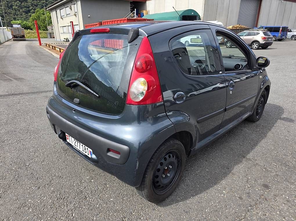 Autos: Citroën C1 Automatica Collaudata – D'occasion à Cadenazzo par LuismacchineSagl 2