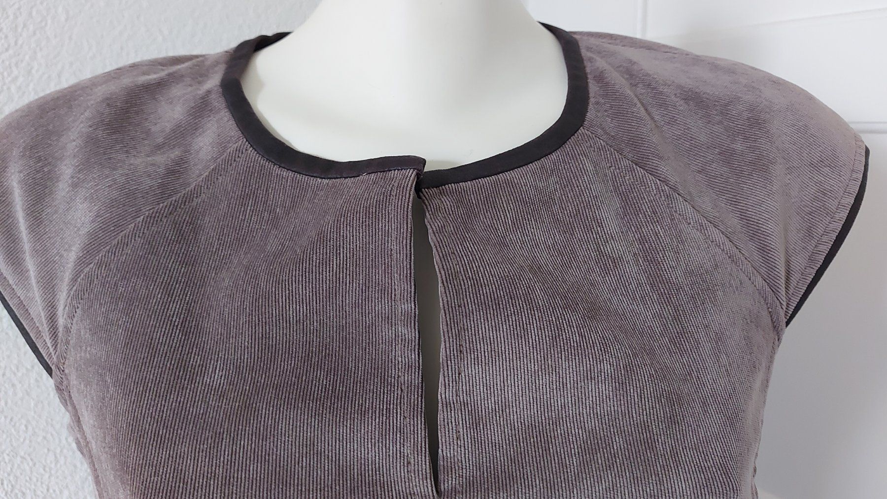 Caroll Vestiti: CAROLL Kleid gr,40 – Usato da langenthal venduto da rundholz7 1