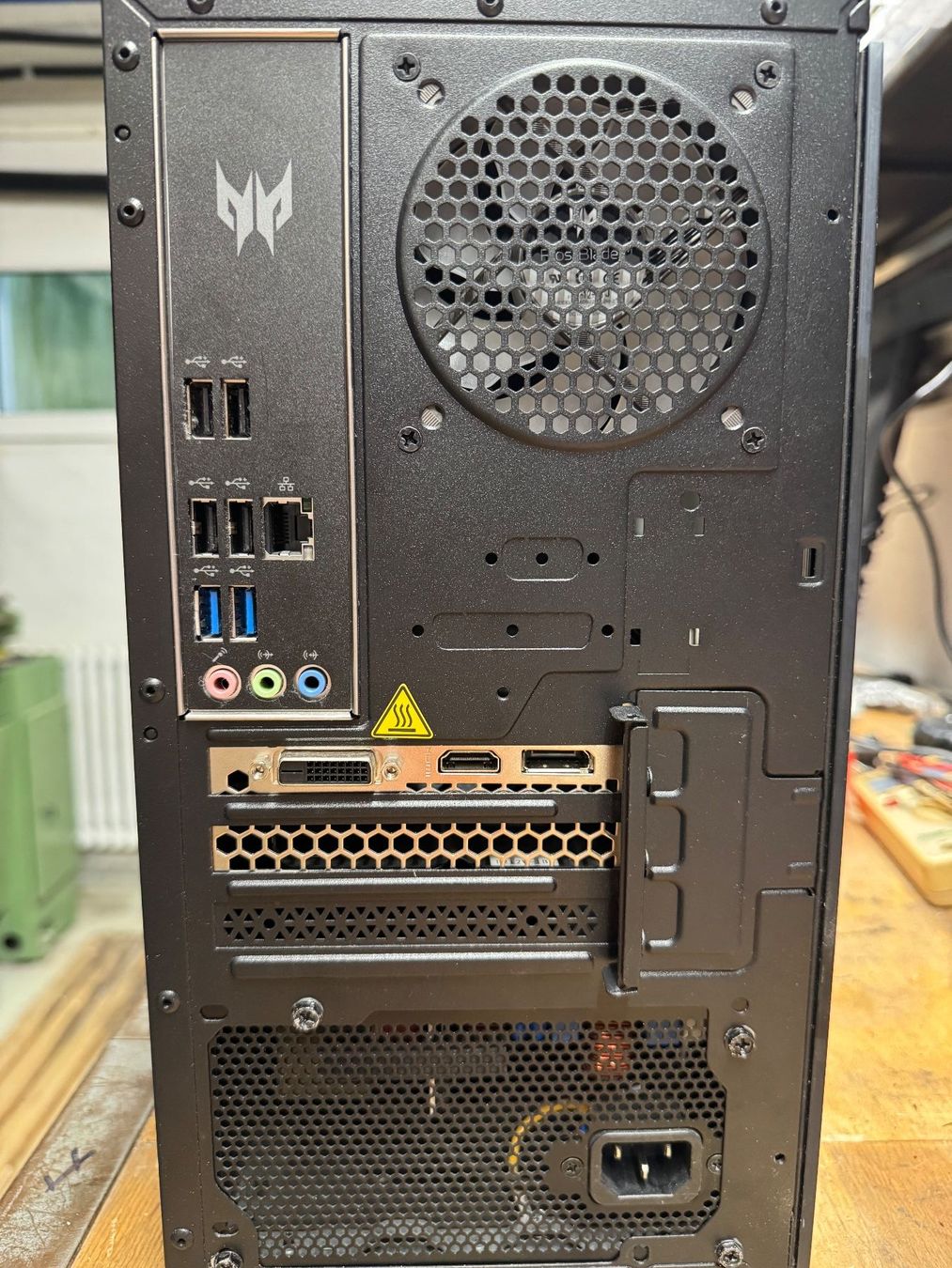 Acer PCs: ACER Predator 3000 Gamer PC defekt – Defekt aus Langenbruck von ndeger 1