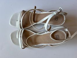 Sandales vernies blanches 38