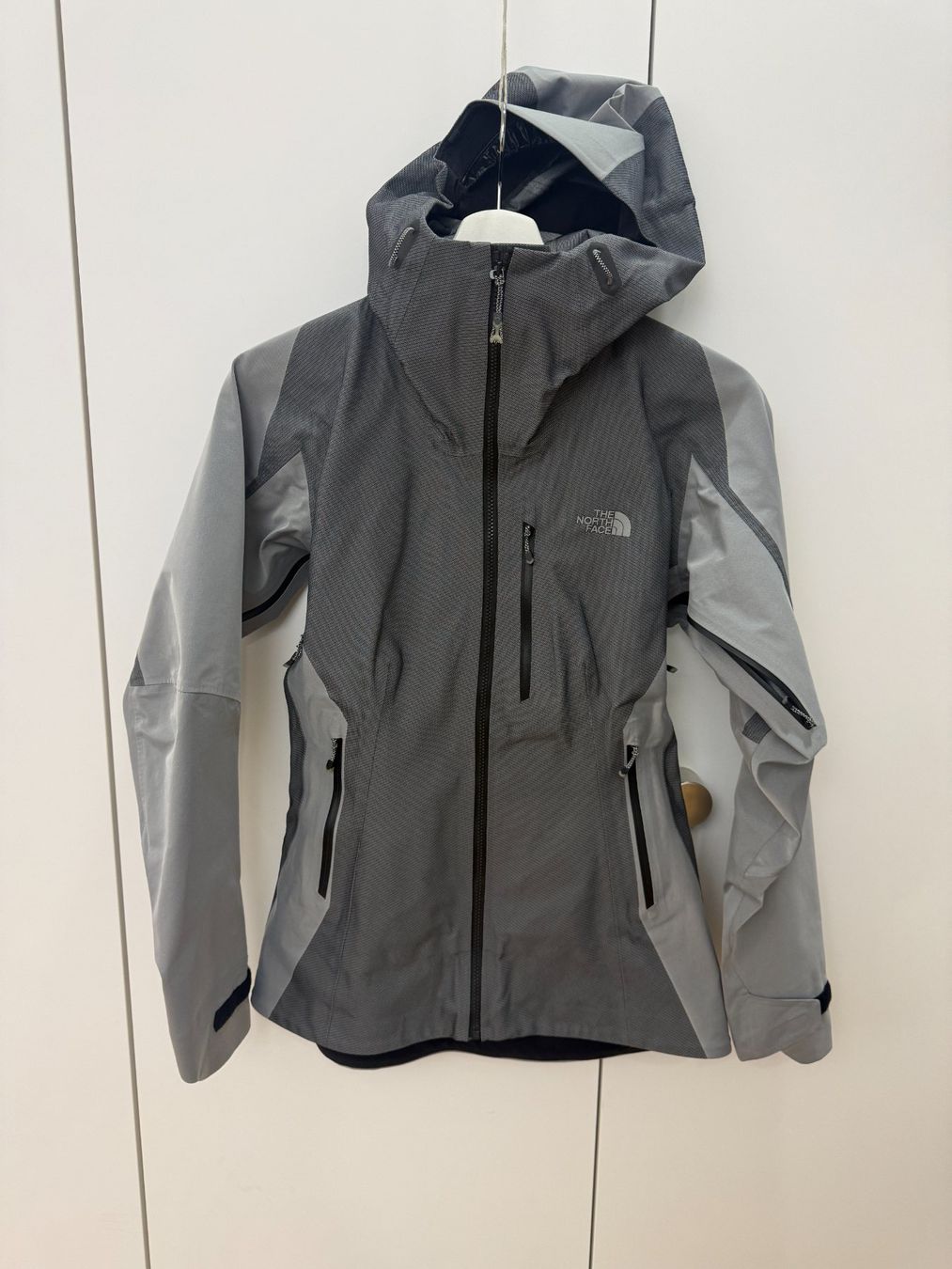 Giacche: North Face Summit Series Jacke – Nuovo (secondo la descrizione) da Meilen venduto da manukau