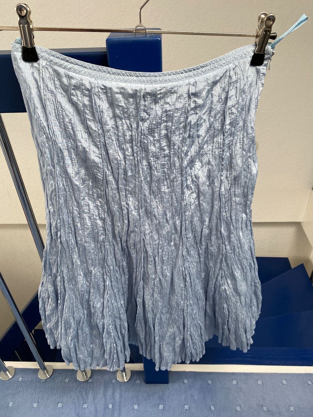 Gonne: APANGE Jupe hellblau Gr. 38 – Usato da Zürich venduto da DidierTG 6