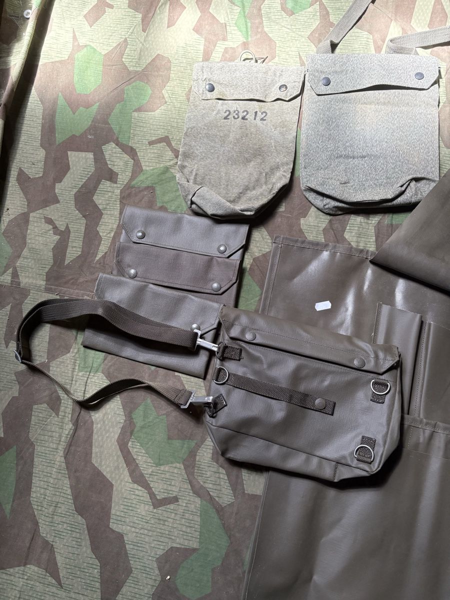 Schweizer Armee Taschen: Schweizer Armee Taschen Set 9 Stk. – Gebraucht aus Wil ZH von El_Bicho 3