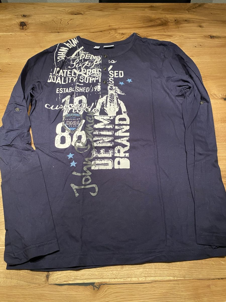 Lotti & Set di vestiti: Neuwertige langarmige Shirts – Nuovo (secondo la descrizione) da Dulliken venduto da Sabrimark 4