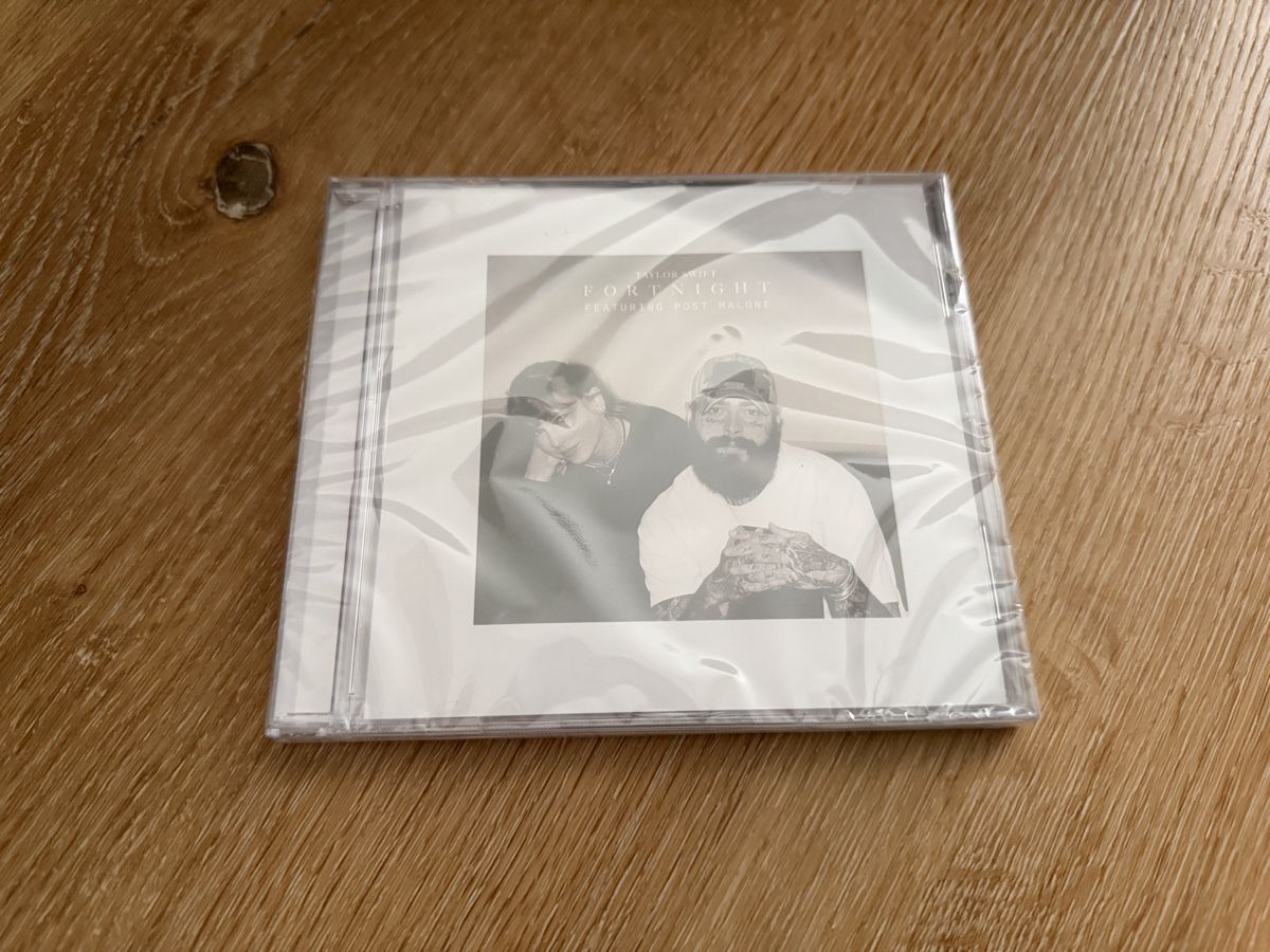 CD: Taylor Swift - Fortnight CD – Nuovo e nell'imballaggio originale da Ettingen venduto da robbenlos