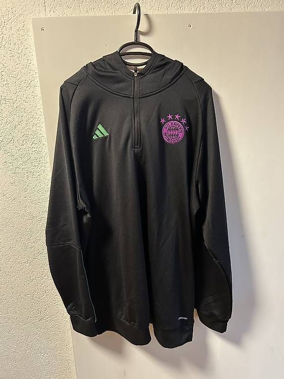 Adidas Maglioni & Felpe: Bayern München Kapuzenpulli Gr. XXL – Usato da Braunau venduto da Laus67