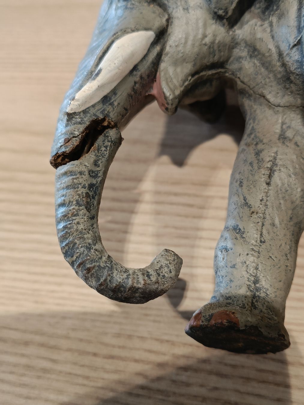 Statuette: Antiker Bakelit Elefant / Grösse 16,5x12,5cm – Usato da Brugg AG venduto da Ente015 7