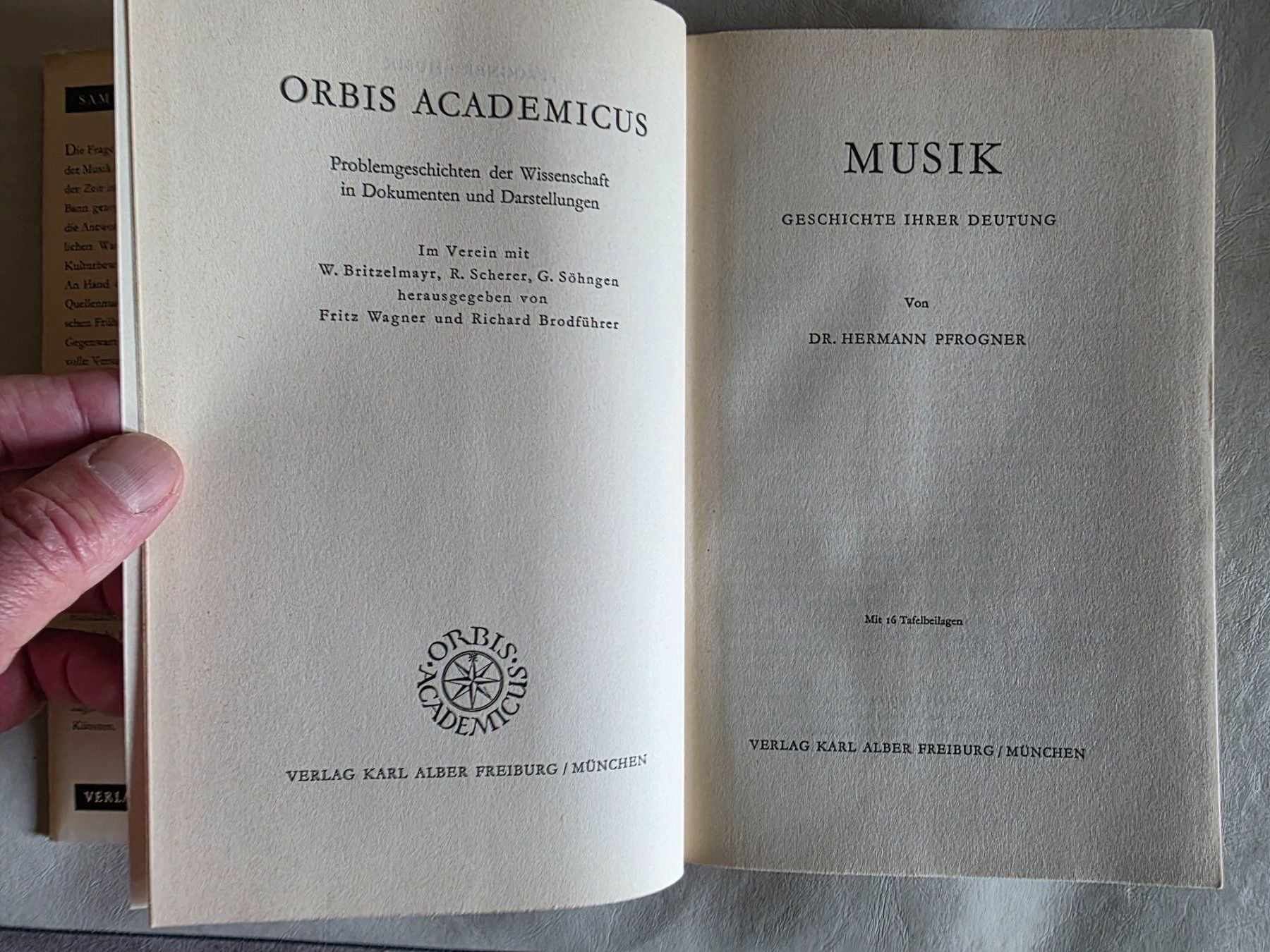 Libri: Sammlung Orbis - Hermann Pfrogner - Musik Geschichte 1954 – Usato da Walterswil BE venduto da Lonitti 1
