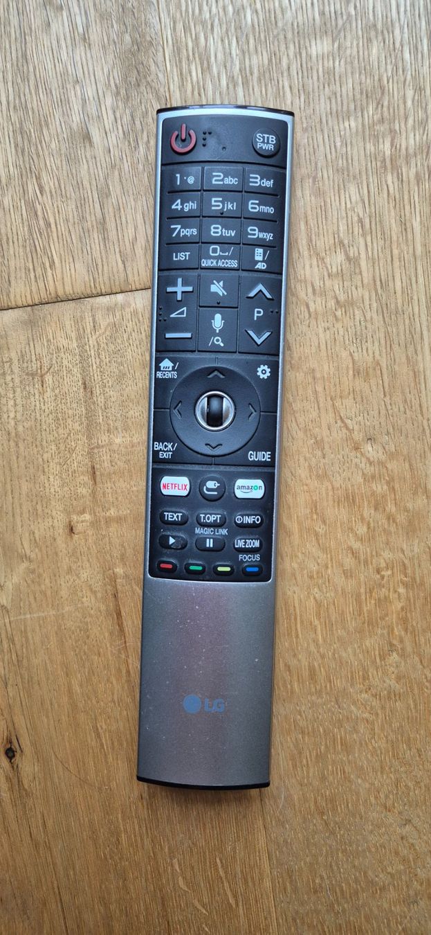 LG Fernseher: Fernseher LG Oled65e7 (65", OLED, 4K, 2017) – Gebraucht aus Flurlingen von gab_6z8x 5