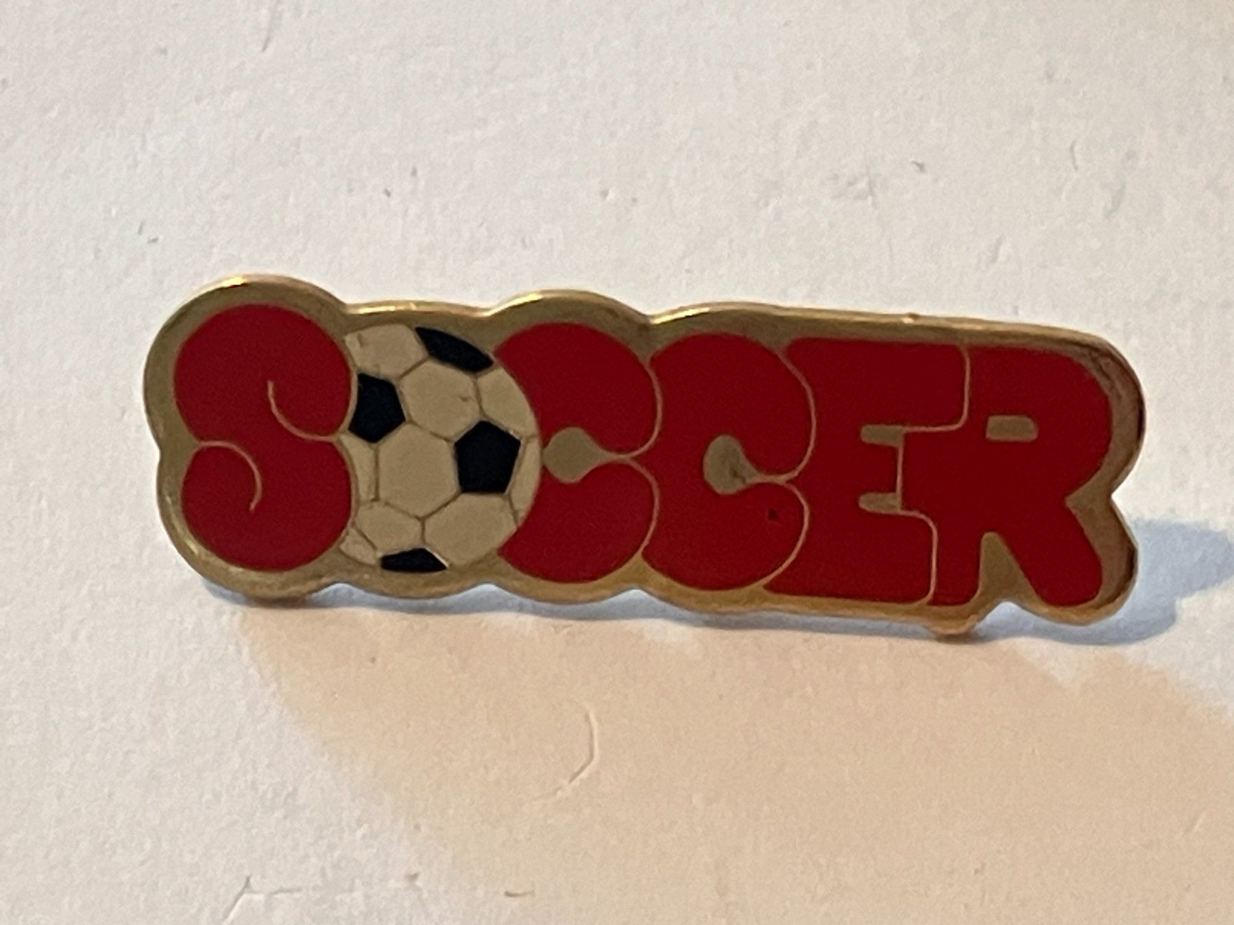 Placchette & Badge: 1 Pin Soccer Fussball – Usato da Basel venduto da djwwpp