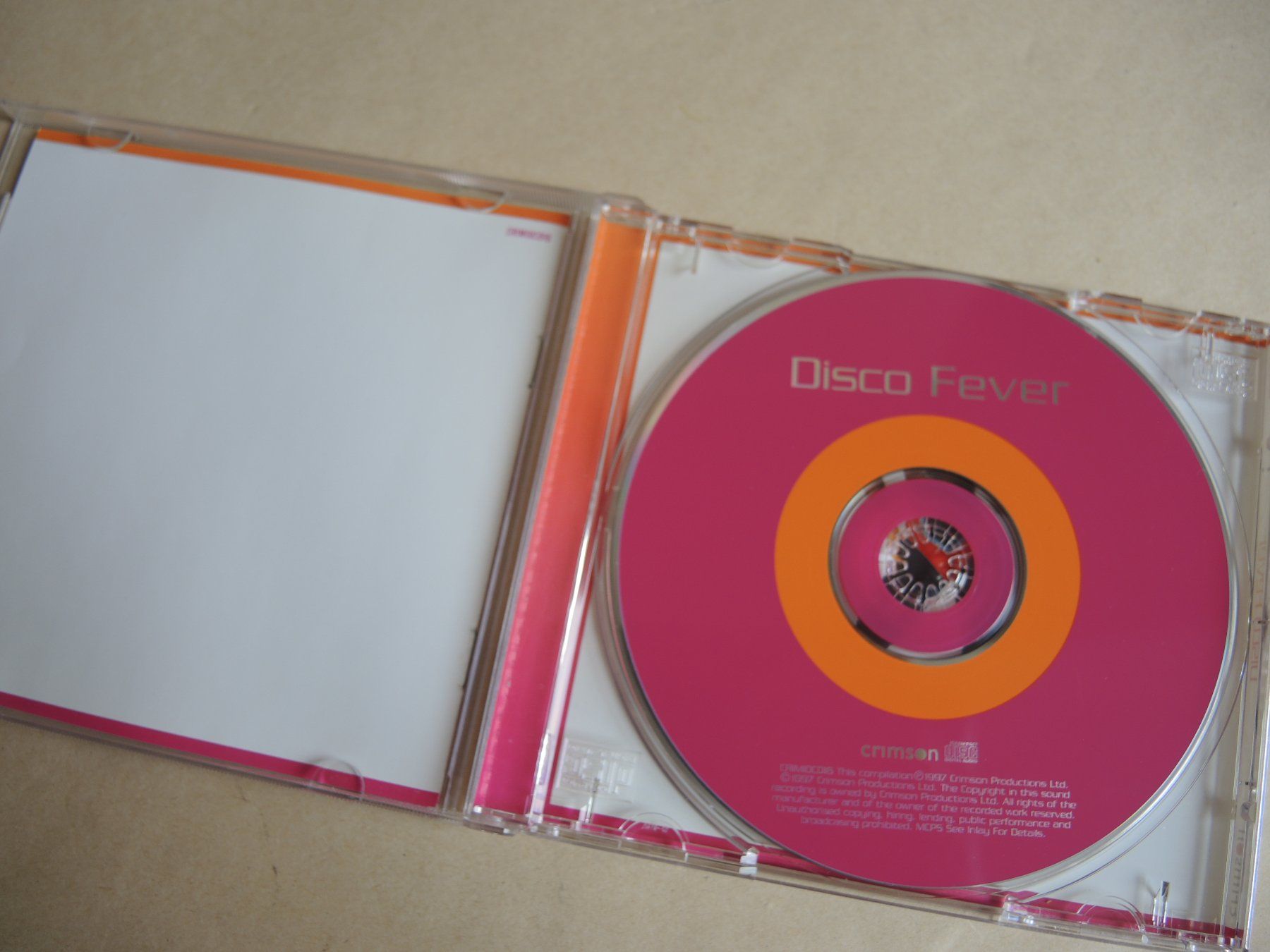 CD: Disco Fever - 20 Smash Hits - Dancefloor Classics CD! – Usato da Rorschach venduto da Pop-upBrocki 1