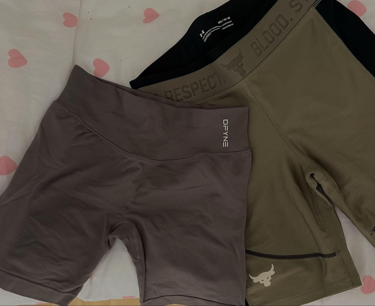 Under Armour Lotti di vestiti: 3x DFYNE | UNDER ARMOUR Damen Shorts  – Nuovo (secondo la descrizione) da Vinelz venduto da anj_7l5h 1