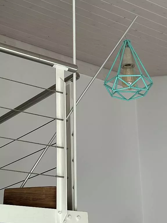 Lampade: Lampe mit Eichensockel – Usato da Flawil venduto da PWMU
