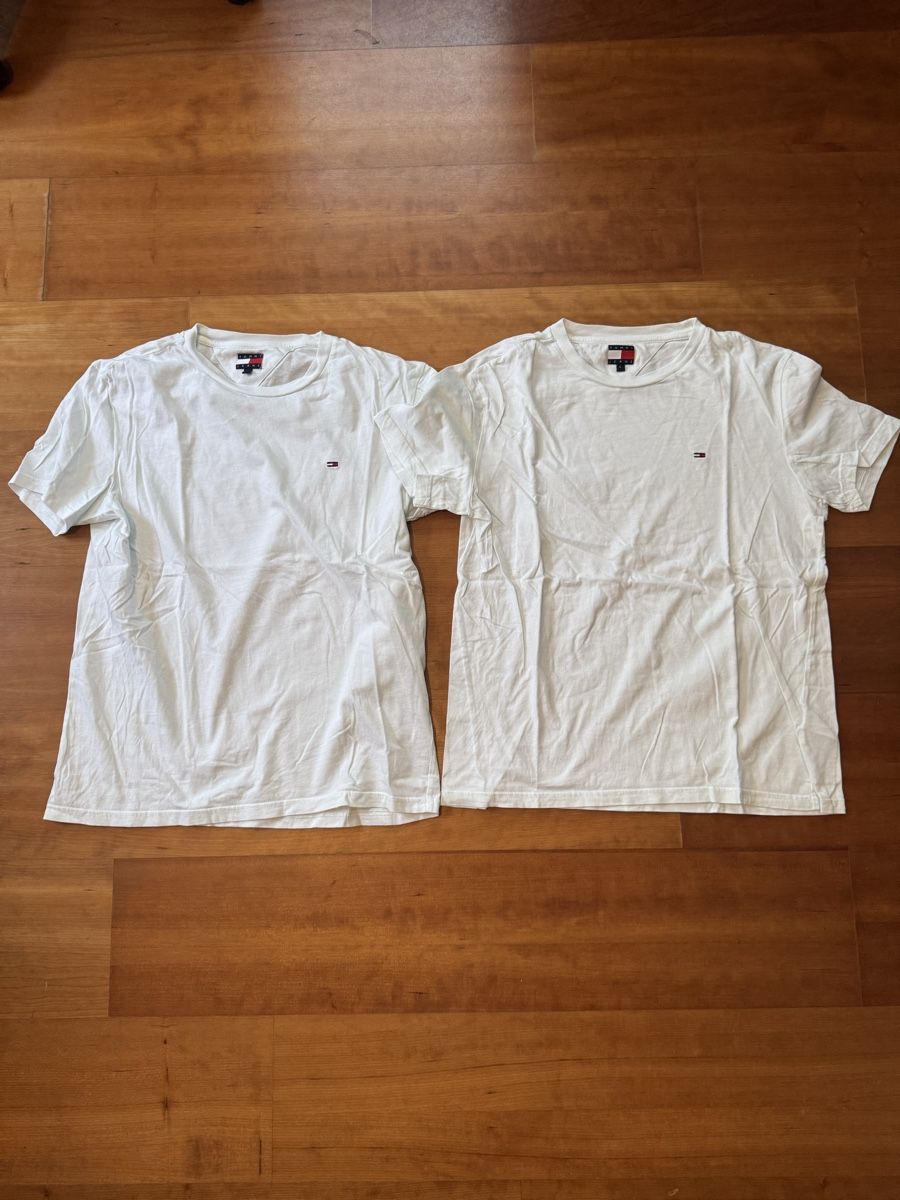 Tommy Hilfiger T-shirts: Tommy Jeans T-shirt Bundle – D'occasion à Wettswil par alstel24 5