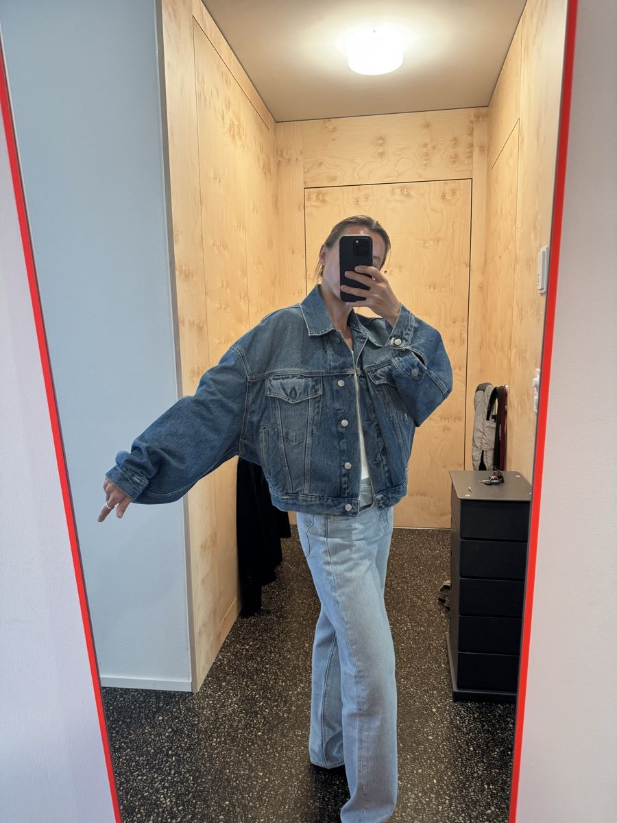 Acne Studios Giacche: Acne studios oversized denim jeans jacket size 34-36 – Usato da Zürich venduto da gva_r9gs 9
