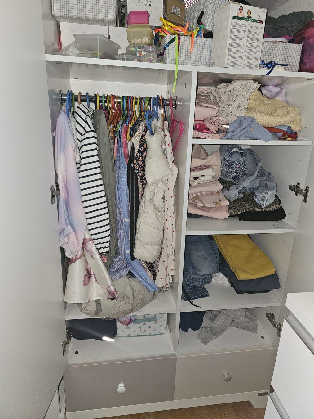 Armoires: Kinder-Kleiderschrank – D'occasion à Biberist par Marc_24 1