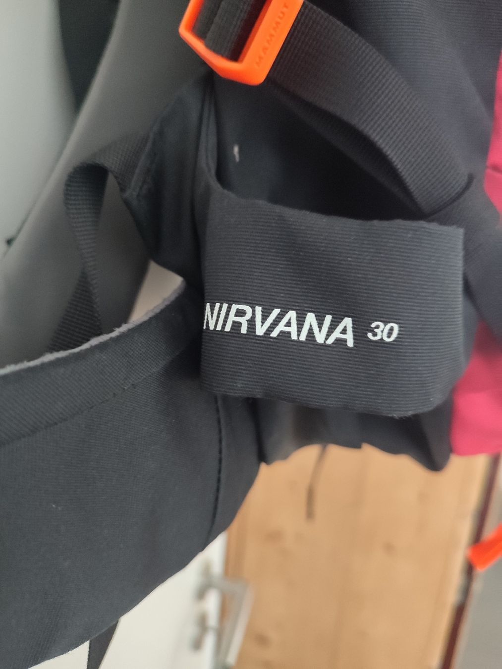 Mammut Zaini: Mammut Rucksack Nirvana 30 Pink – Usato da Dürrenäsch venduto da ShinJewel 1