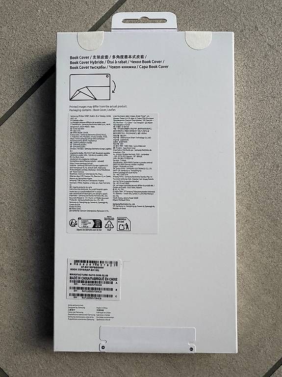 Samsung Covers & Borse: Samsung Book Cover Galaxy Tab A11 black – Nuovo e nell'imballaggio originale da Merenschwand venduto da yogi2000 2