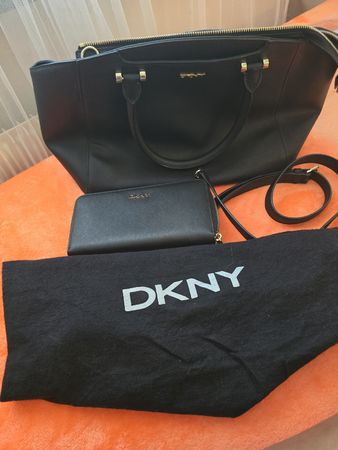 DKNY Black Leather Handbag and Wallet Set, Pristine!