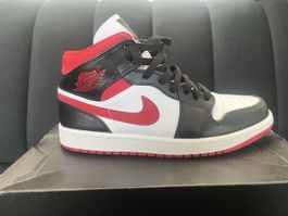 Jordan 1 Mid rot schwarz weiss